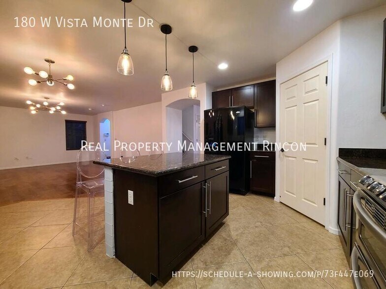 Building Photo - 180 W Vista Monte Dr