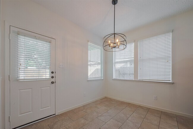 Building Photo - 31214 Windcrest Park Ln