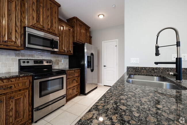 Building 2- 2BR, 2BA - 1,095 - Kitchen