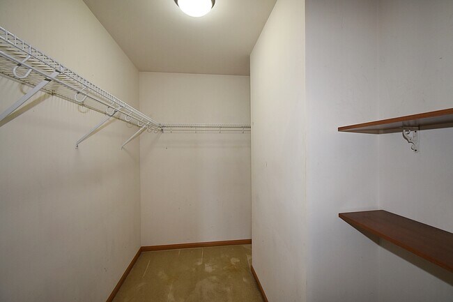 Building Photo - 2640 Caliendo Cir