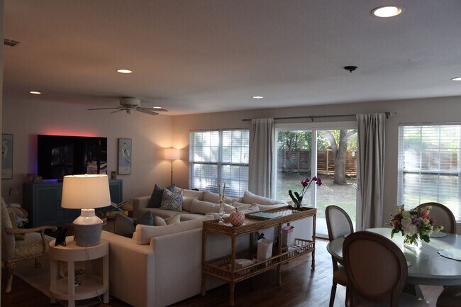 Building Photo - Overton Park home for Lease