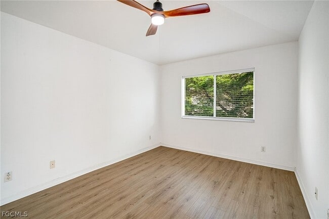 Building Photo - 3174 Antica St