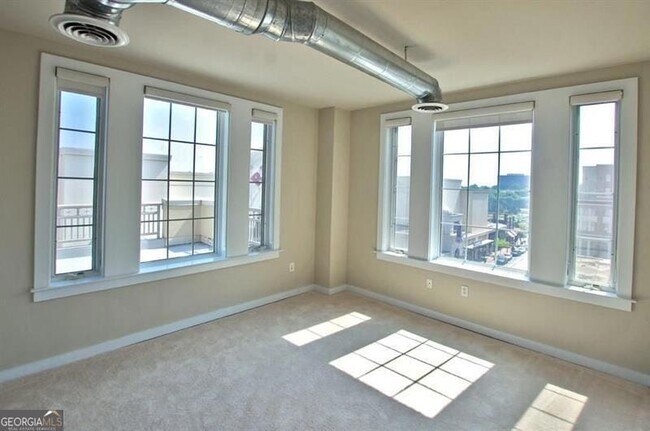 Building Photo - 264 19th St NW