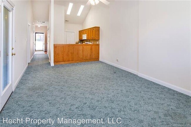 Building Photo - 3 br, 2 bath House - 3861 Azalea Trail