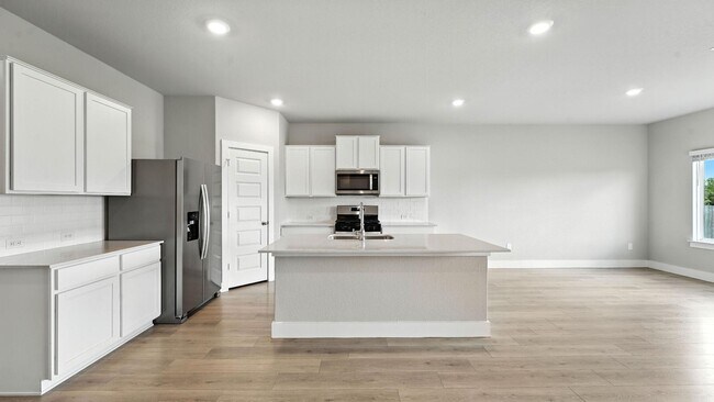 Building Photo - 29125 Rock Cyn
