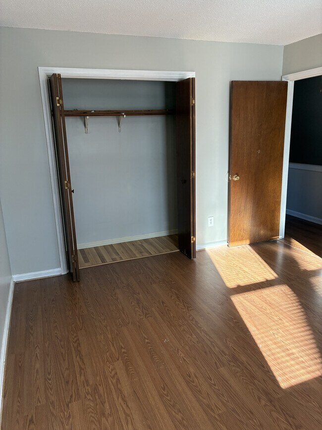 Building Photo - 114 Concord Dr