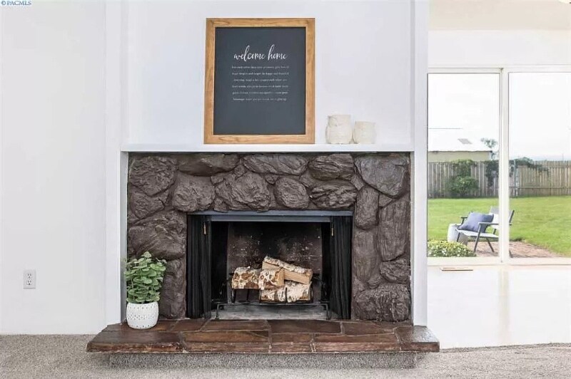 Building Photo - 3720 W Leola St