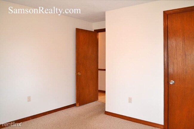 Building Photo - 2 br, 1 bath House - 25 Lunn St