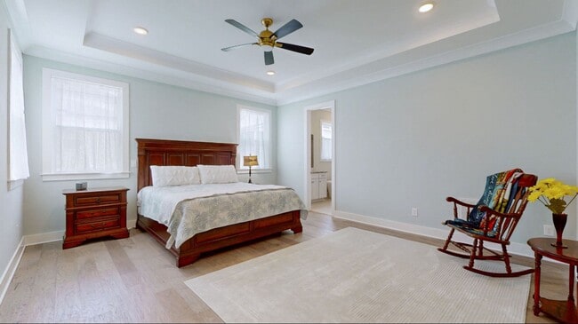 Building Photo - Durham Farms of Hendersonville!