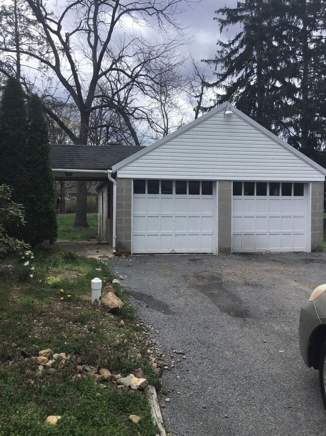 Building Photo - Charming 3-Bedroom Home in Mont Alto