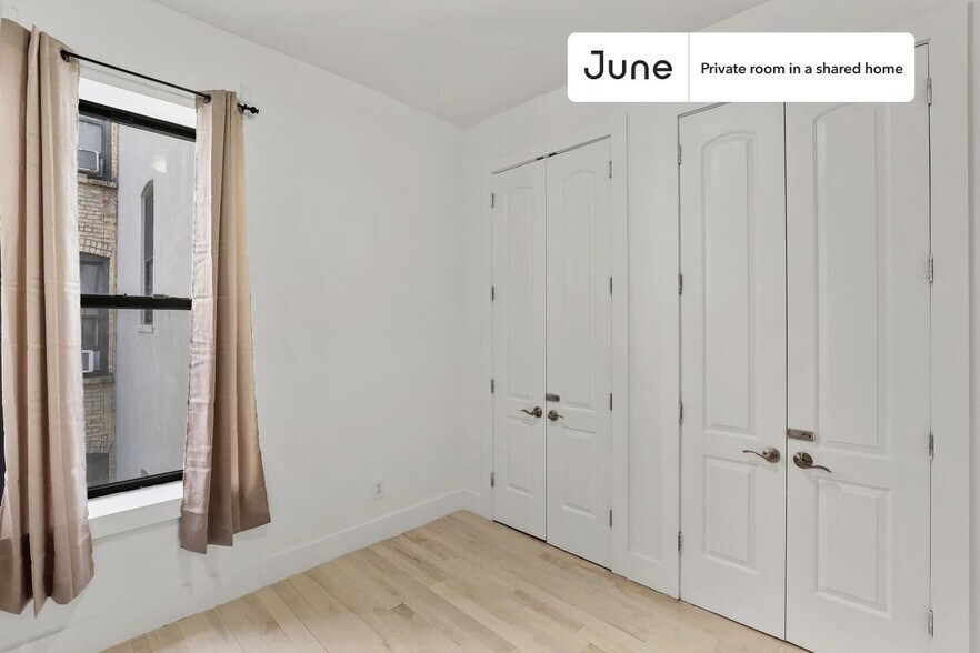 Primary Photo - Private bedroom in 4 bed/2 bath Home