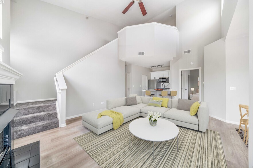 Grand Reserve of Naperville 504 Chamberlain Ln Naperville IL 60540