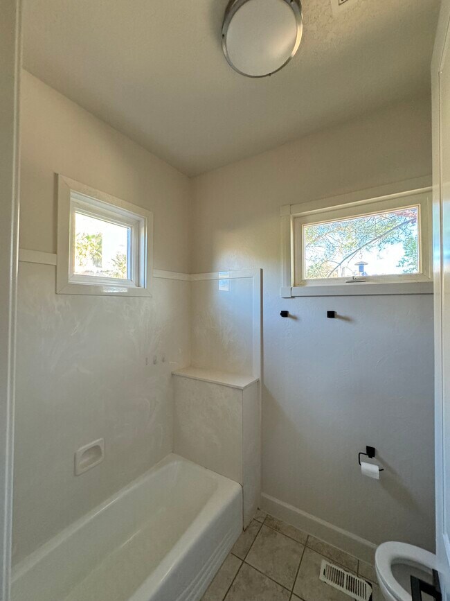 2nd shower - 134 S 1160 West Cir