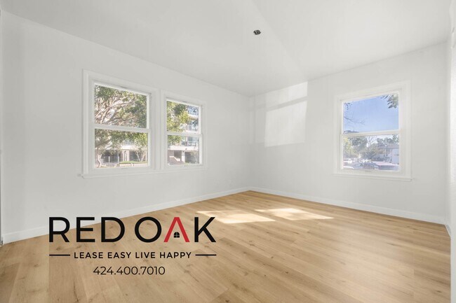 Building Photo - 8752 Belford Ave