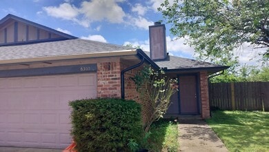 Building Photo - Great Duplex ready for immediate move in!