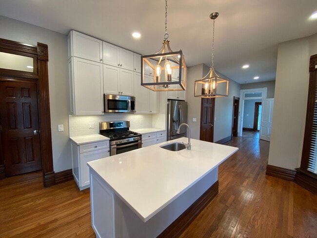 Building Photo - W King Ave 103-103.5 MLR