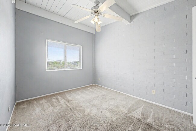 Building Photo - 2525 N Alvernon Way