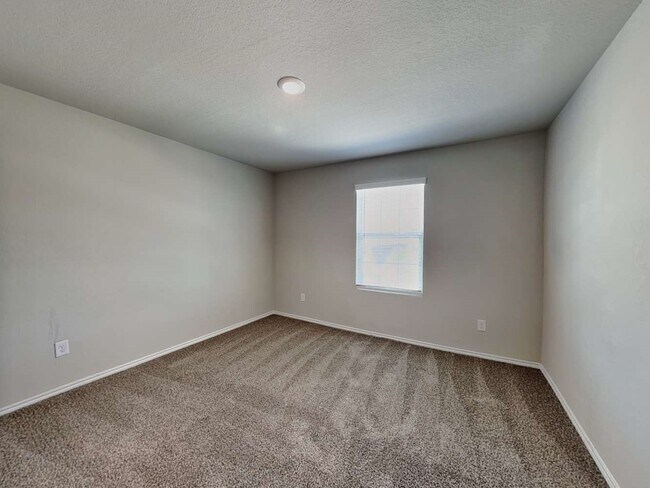 Building Photo - 5730 Verracio Ct