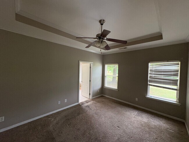 Building Photo - 5287 Promenade Dr
