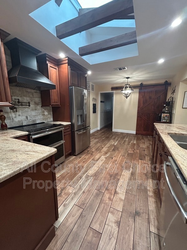 Building Photo - 8303 Monarch Cir