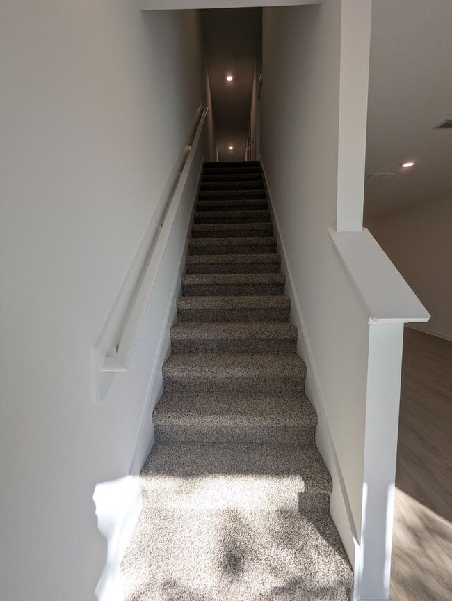 Building Photo - BRAND NEW 3 Bedroom, 2.5 Bath Townhome located on the Westside - CLOSE TO NAS JAX, RESTAURANTS, S...