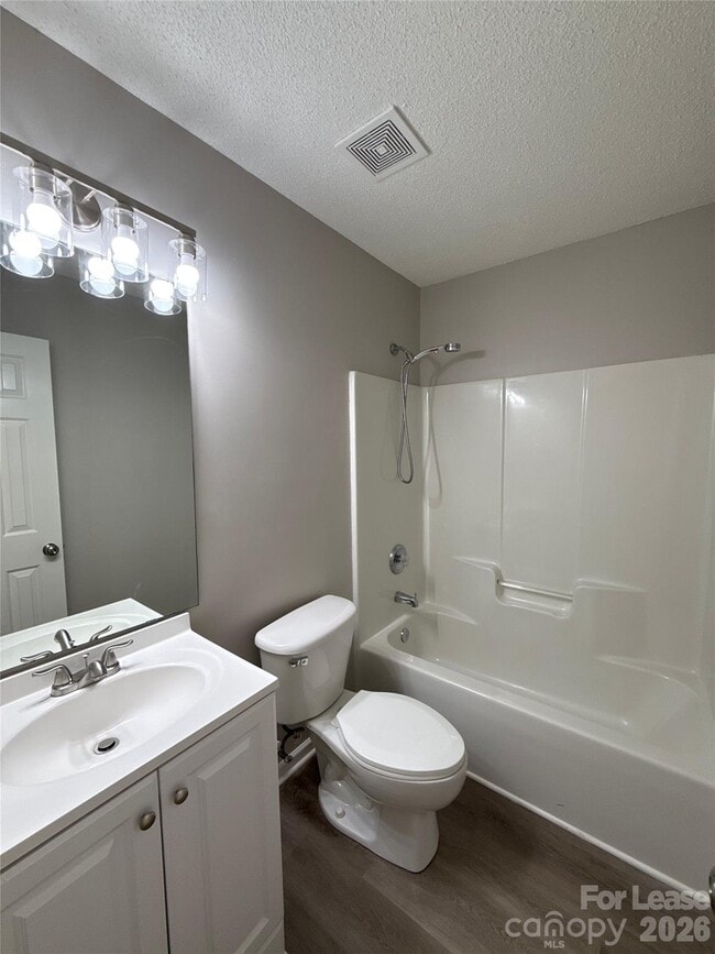 Building Photo - 14300 Menifee Dr