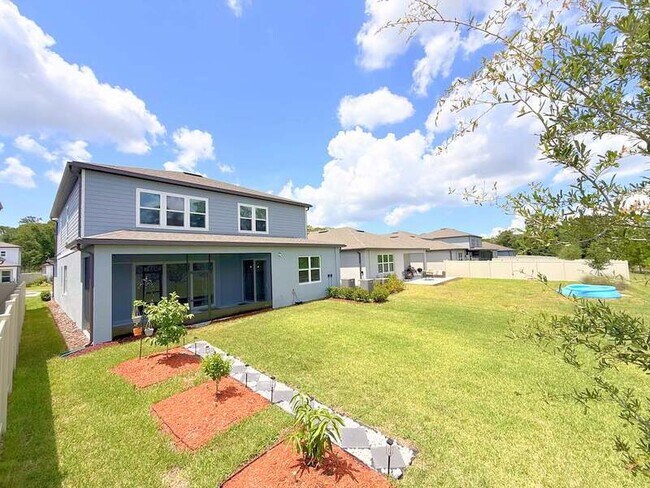 Building Photo - 12652 Glenn Crk Dr