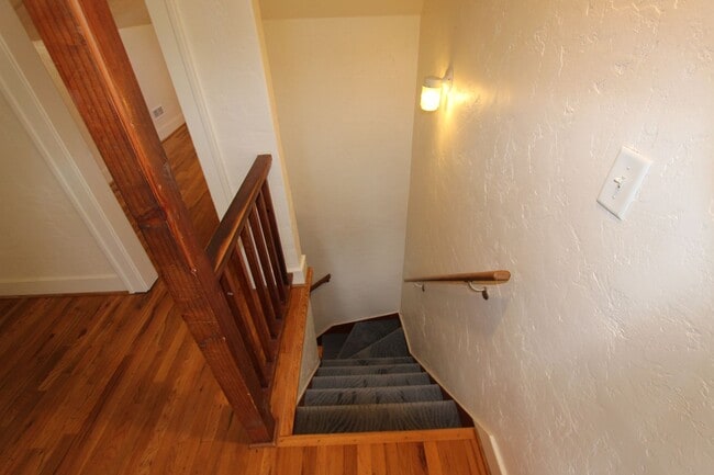 Building Photo - Charming 3BR Home Downtown | Hardwood Floors + In-Unit Washer/Dryer