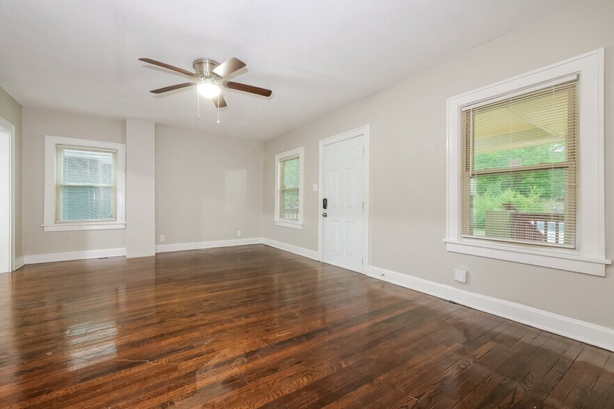 Building Photo - 5505 Garfield Ave