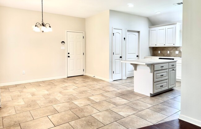 Building Photo - Move-In Ready 3 Bed, 2 Bath Home in Prairi...