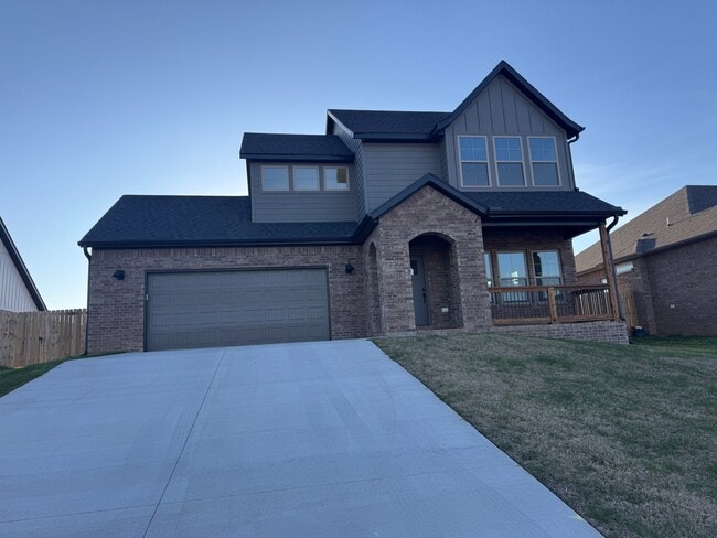 Building Photo - 222 Nebo St