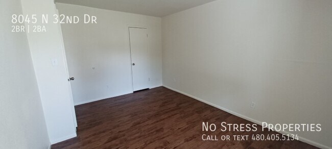 Building Photo - 2 Bed Town Home at 35th Ave and Northern!