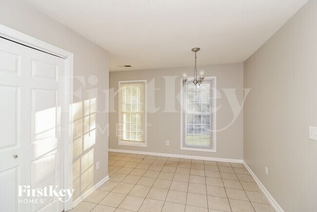 Building Photo - 3999 Verbena Dr