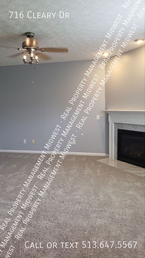 Building Photo - 716 Cleary Dr