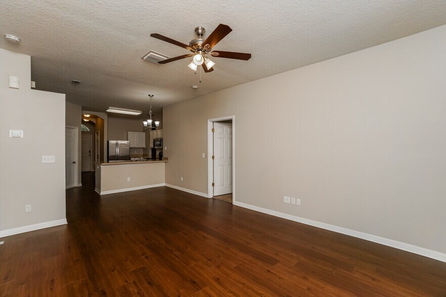Building Photo - 13035 Haverhill Dr