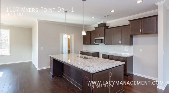 Building Photo - 1107 Myers Point Dr