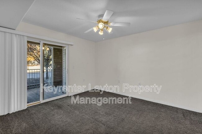 Building Photo - 490 E 700 S