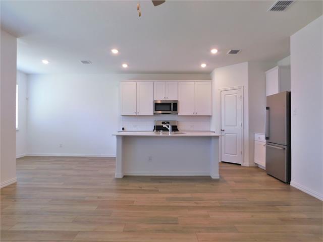 Building Photo - 3408 Chivalry Dr