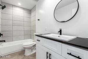 Building Photo - 3 N Naco Way