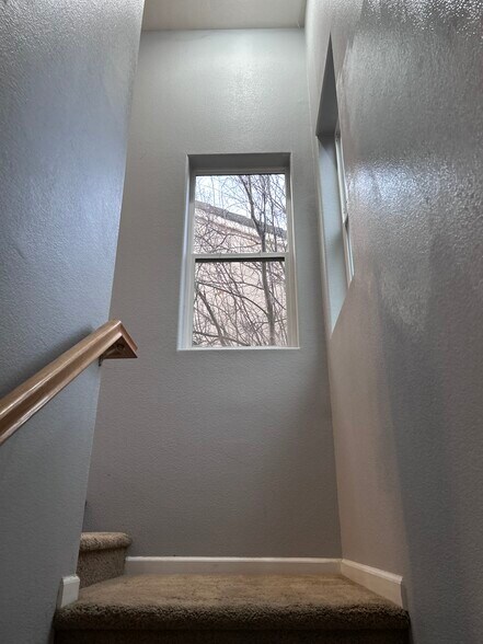 Building Photo - 3126 Tolliver St