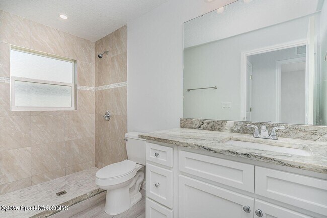 Building Photo - 2128 Arnold Palmer Dr