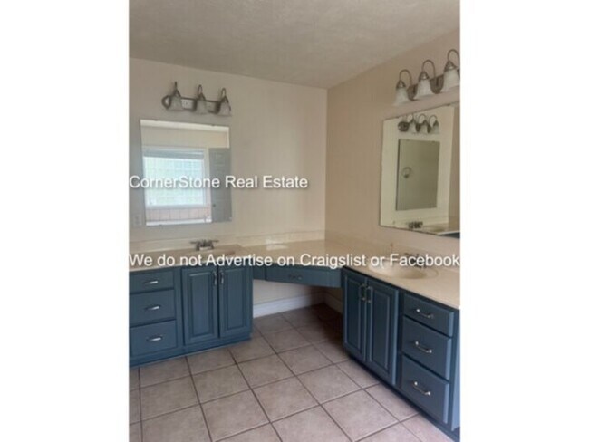 Building Photo - 6499 Chamblee Dr