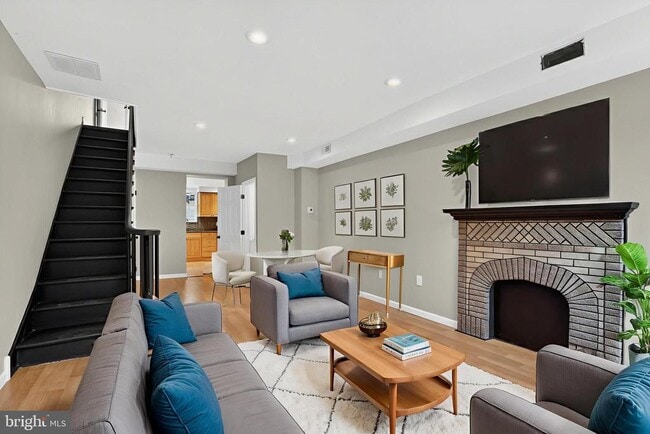 Building Photo - 1908 S Jessup St