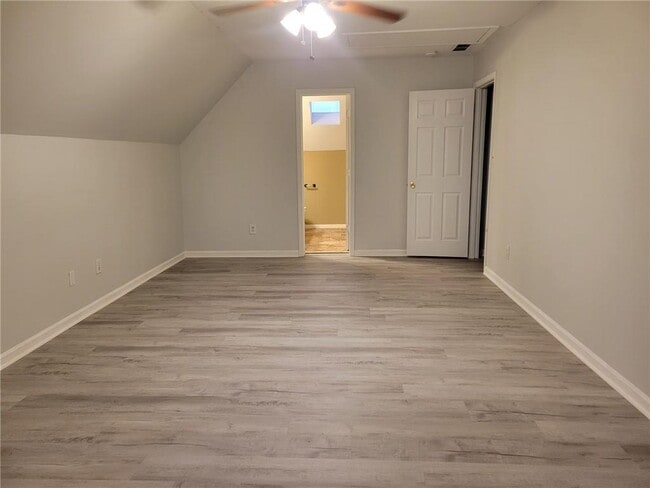 Building Photo - 7450 Waters Edge Dr