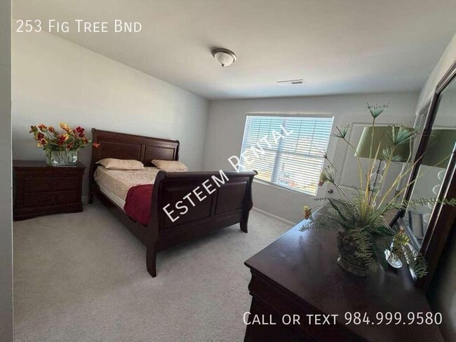 Building Photo - 253 Fig Tree Bnd