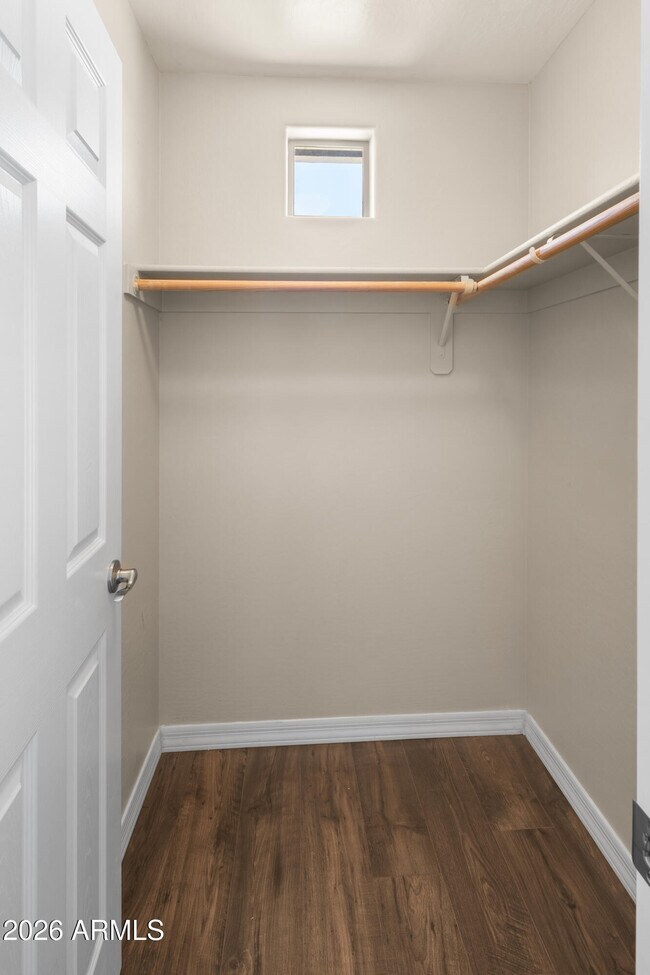 Building Photo - 2501 S 255th Dr