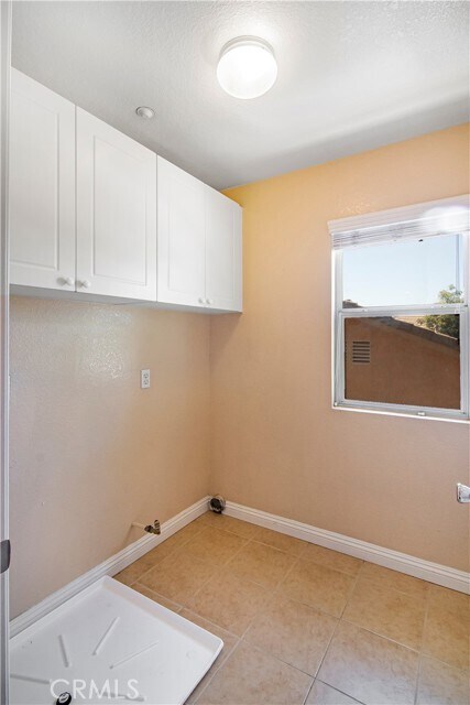 Building Photo - 5960 Abernathy Dr