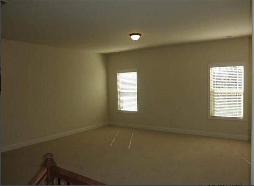 Building Photo - 3265 Carrick Rd
