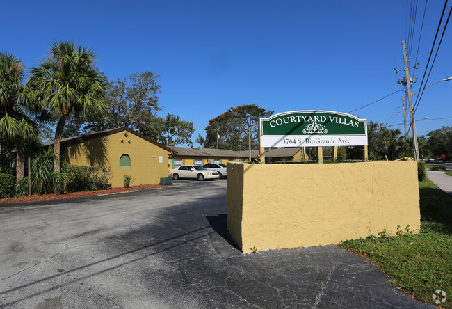 Building Photo - Courtyard Villas