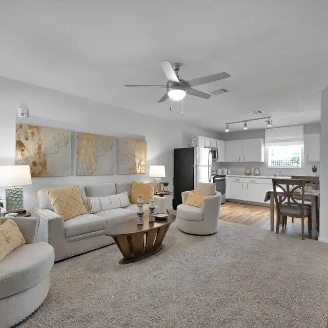 Building Photo - Relax & Thrive | 1-Bed in a Vibrant Community!